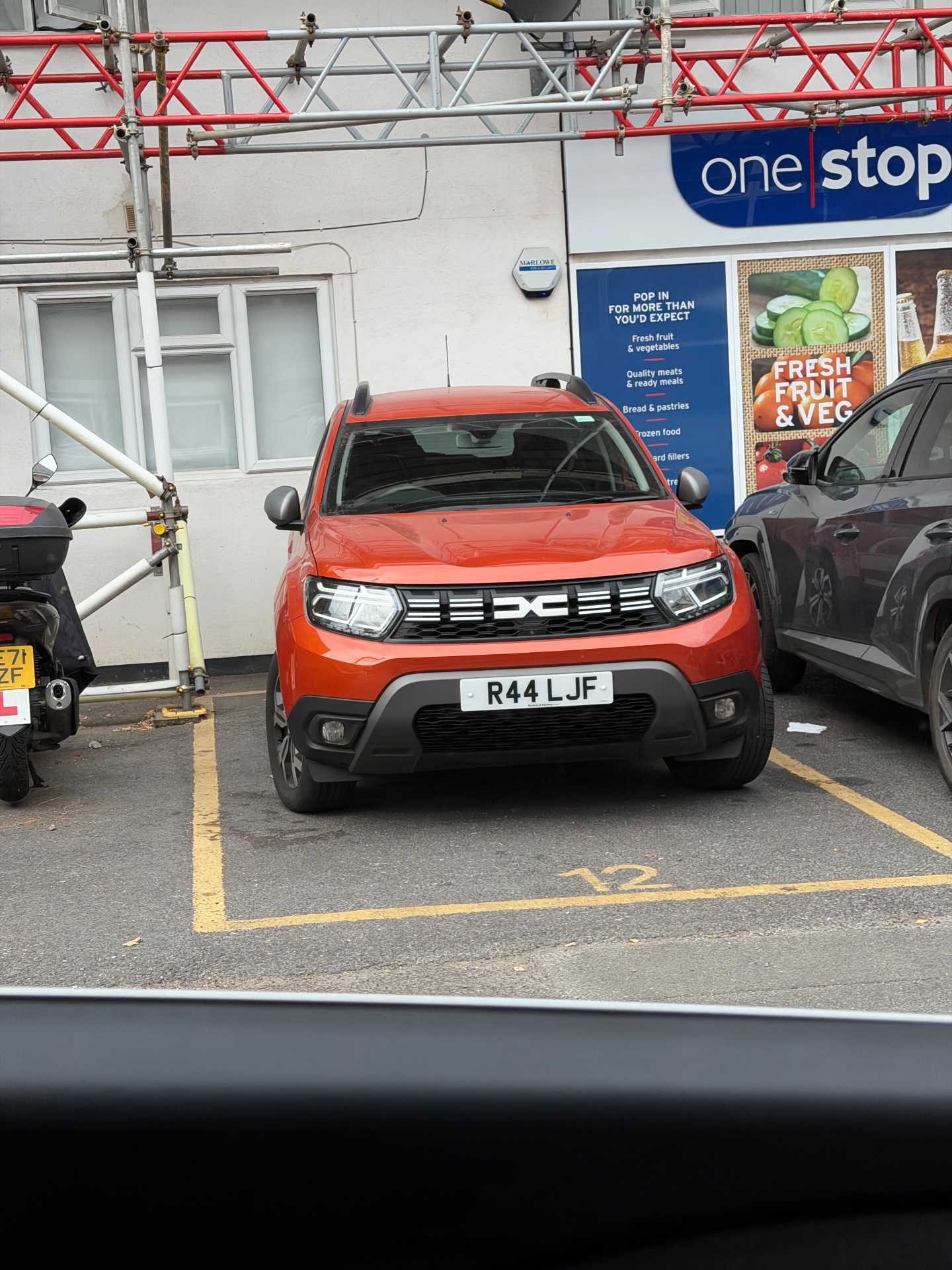 R44 LJF spotted on Dacia Duster