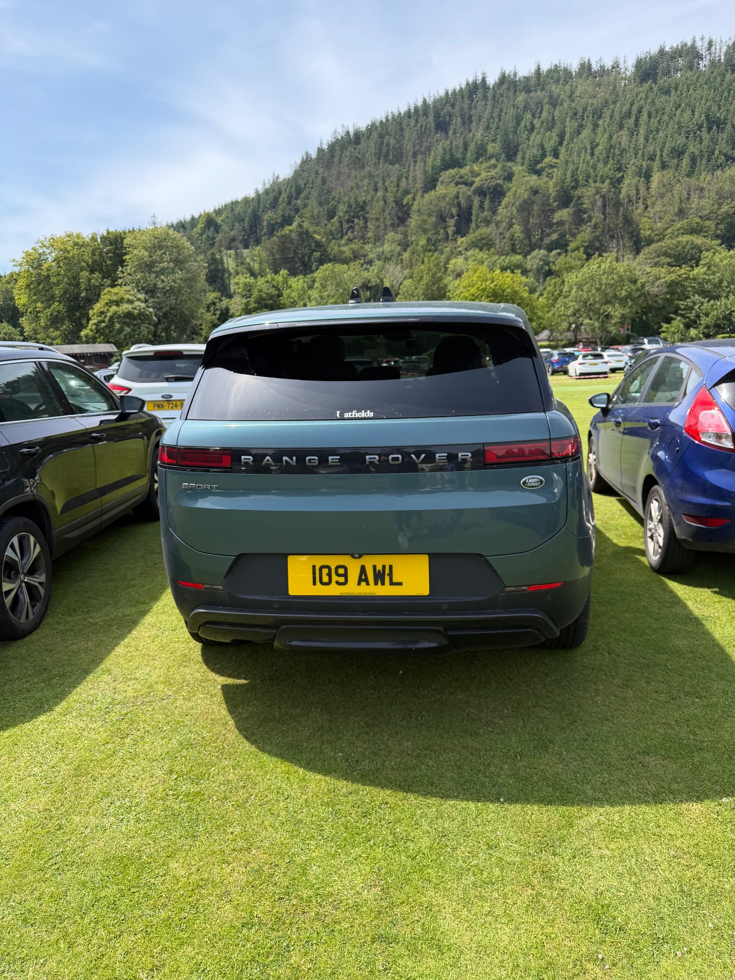 109 AWL spotted on Land Rover Range Rover Sport