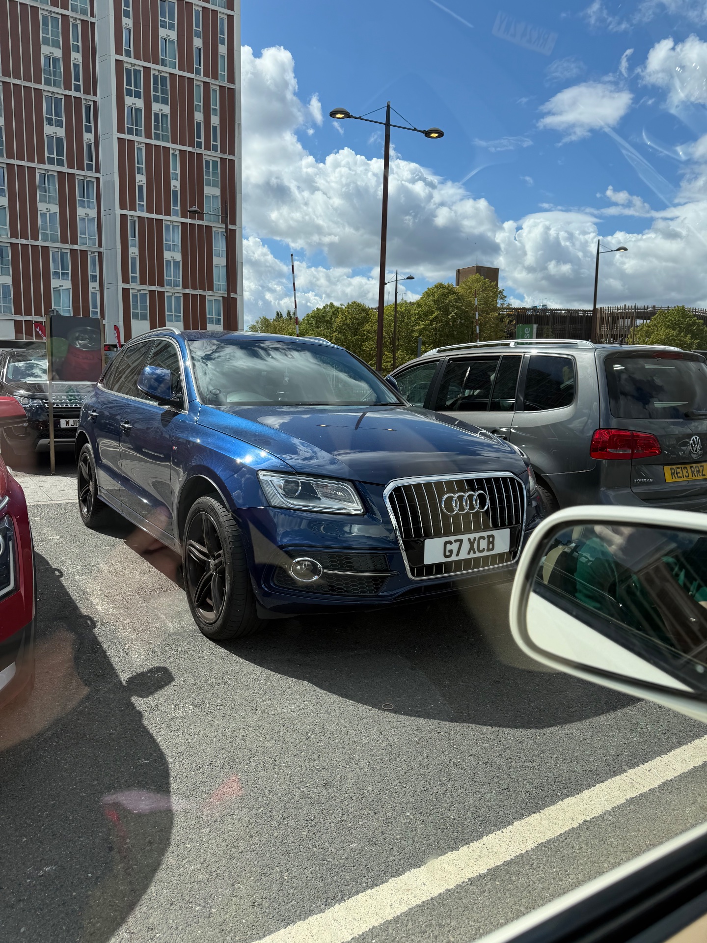 G7 XCB spotted on Audi Q5
