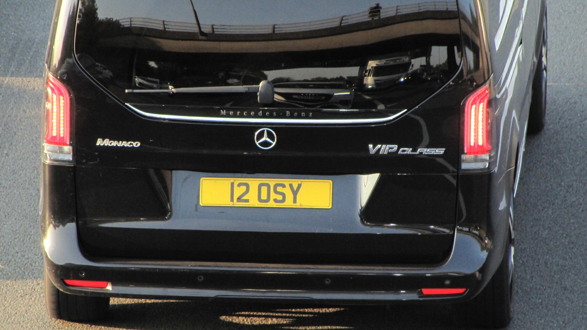 12 OSY spotted on Mercedes-Benz V-Class