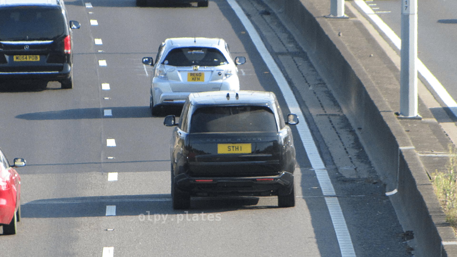 STH 1 spotted on Land Rover Range Rover