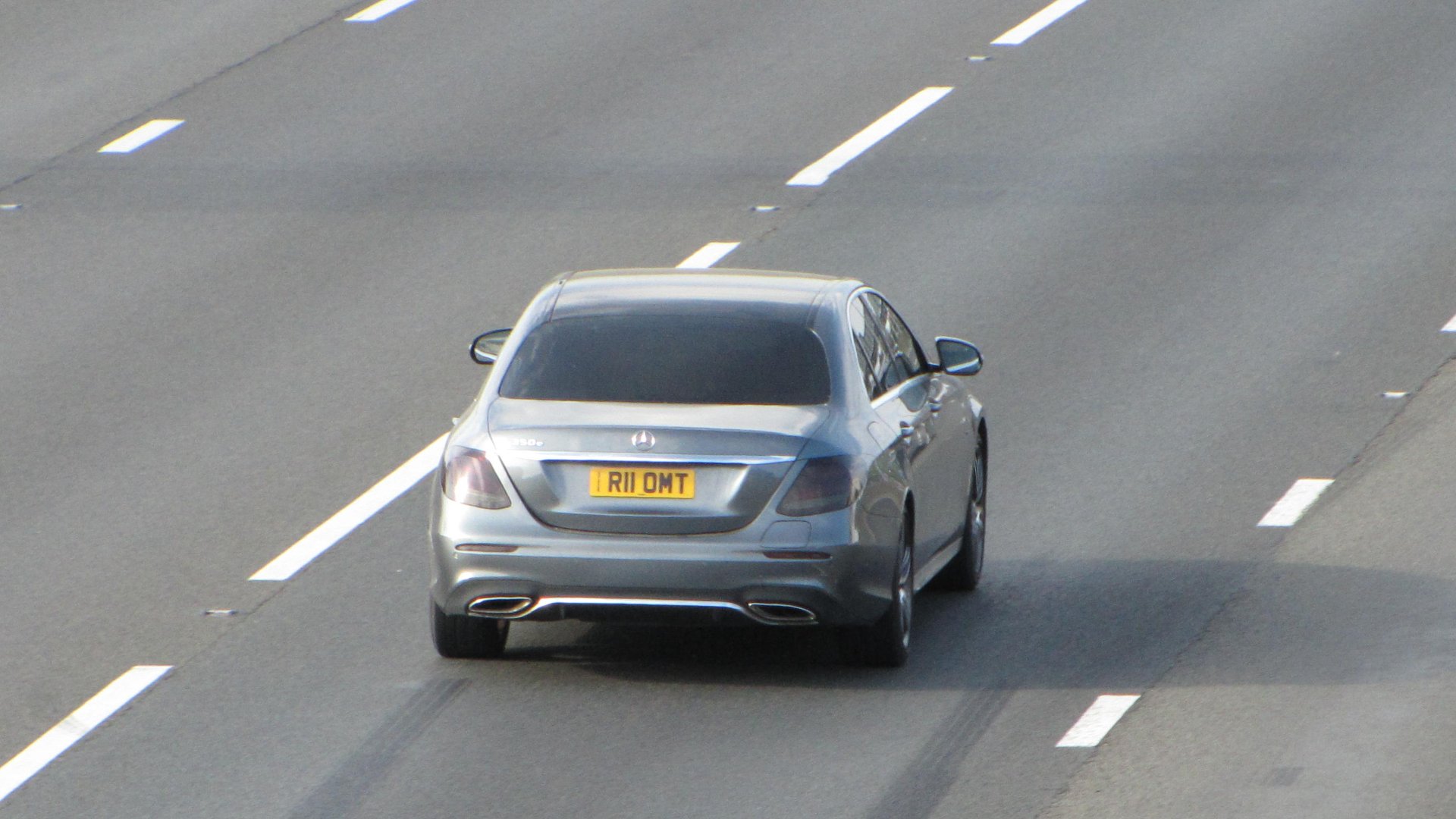 R11 OMT spotted on Mercedes-Benz E-Class