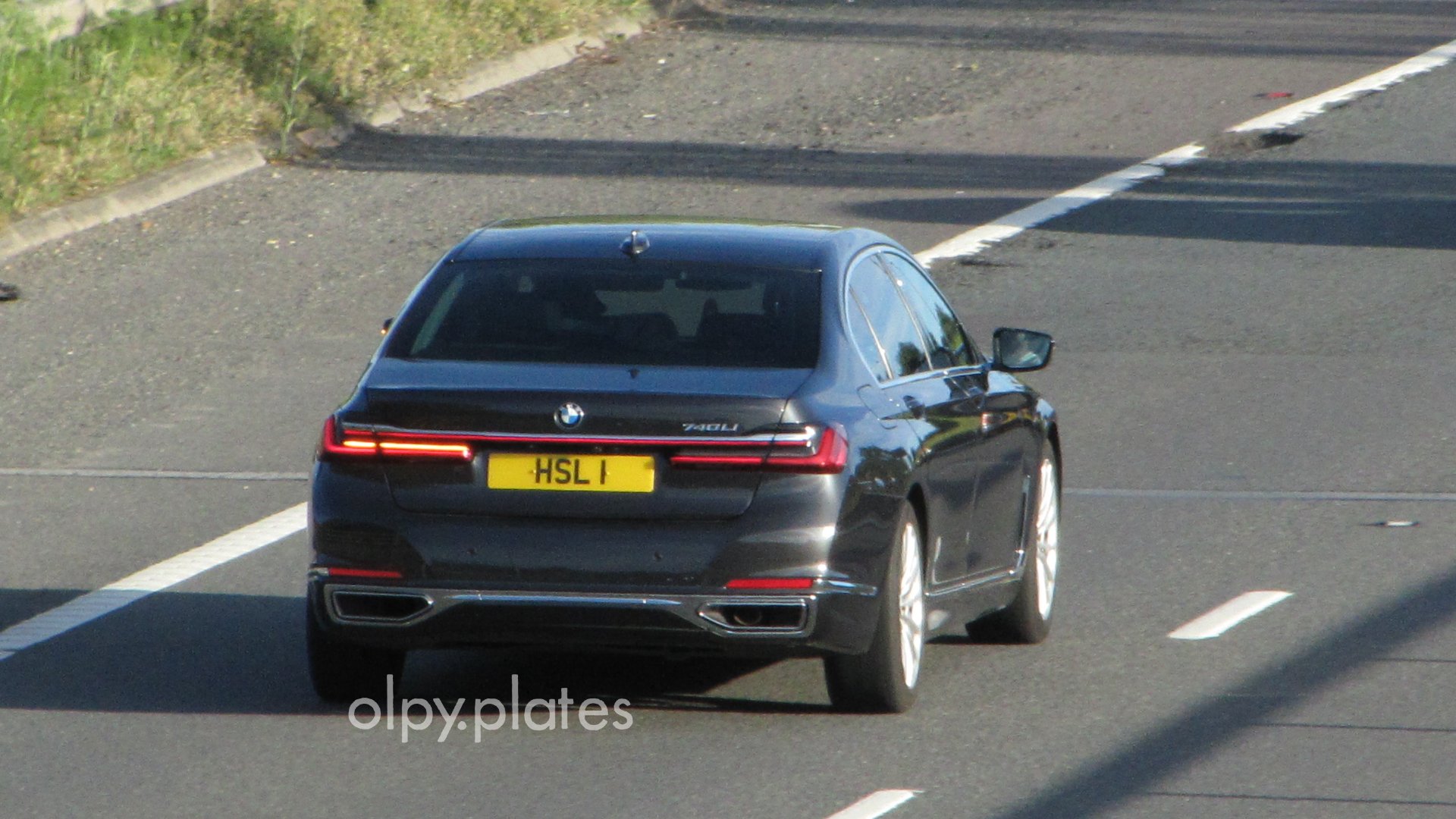 HSL 1 spotted on BMW 7 Series
