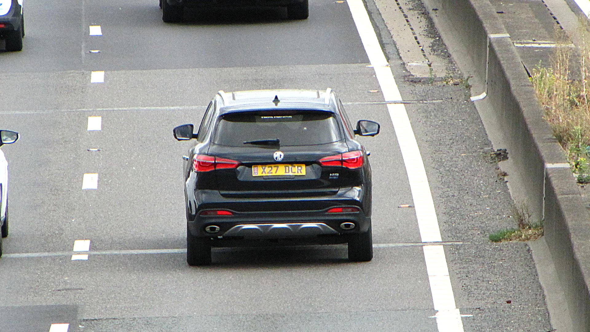 X27 DCR spotted on MG ZS