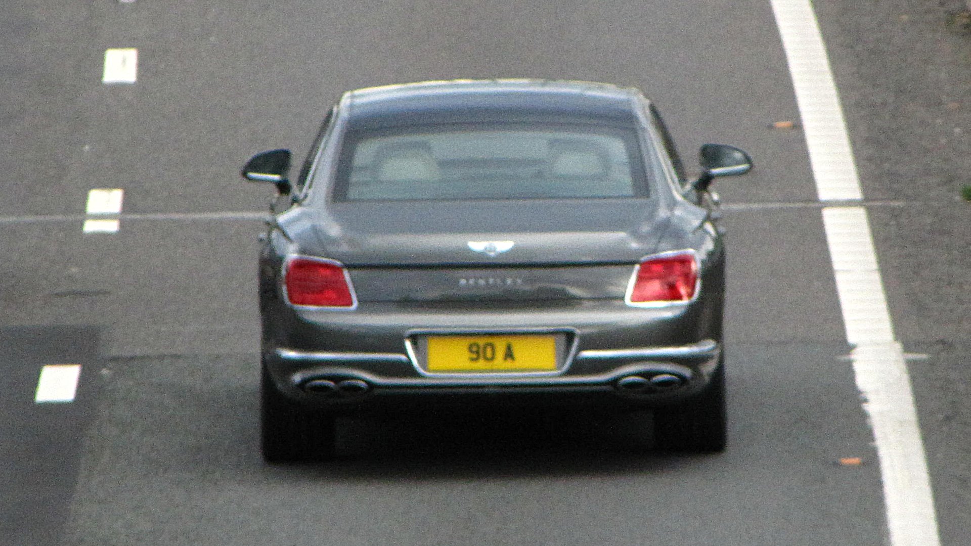 90 A spotted on Bentley Flying Spur