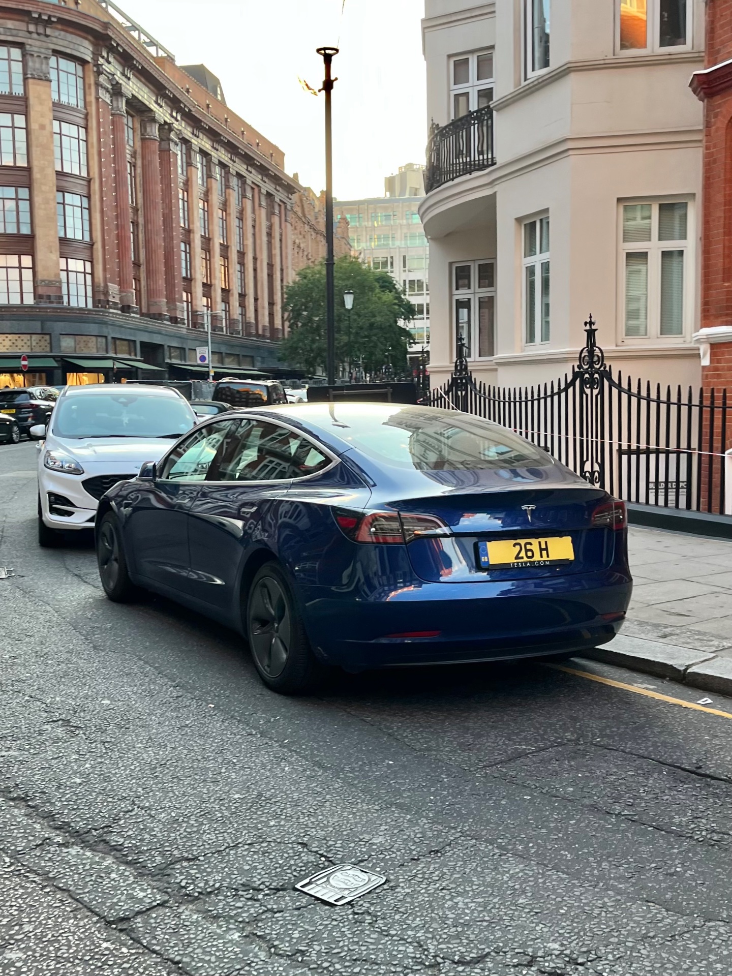 26 H spotted on Tesla Model 3