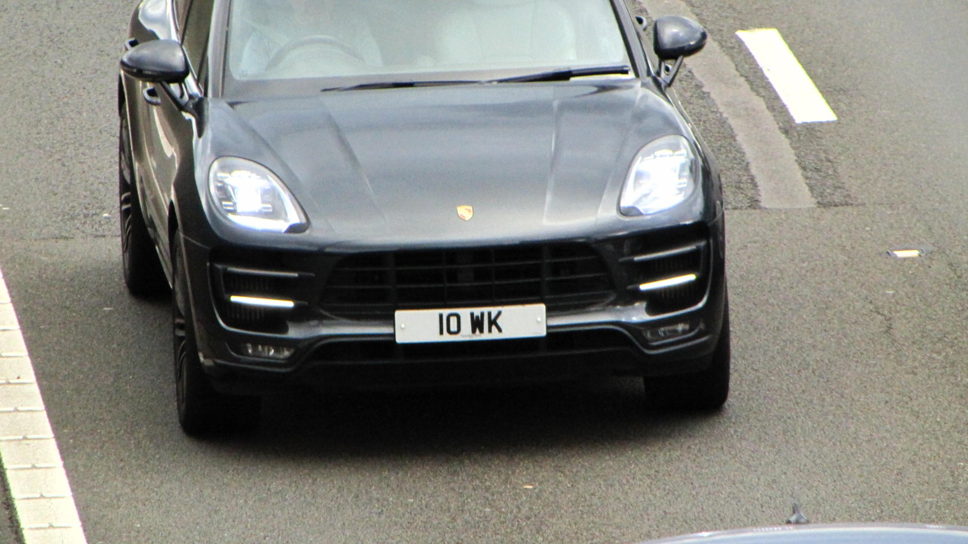 10 WK spotted on Porsche Macan