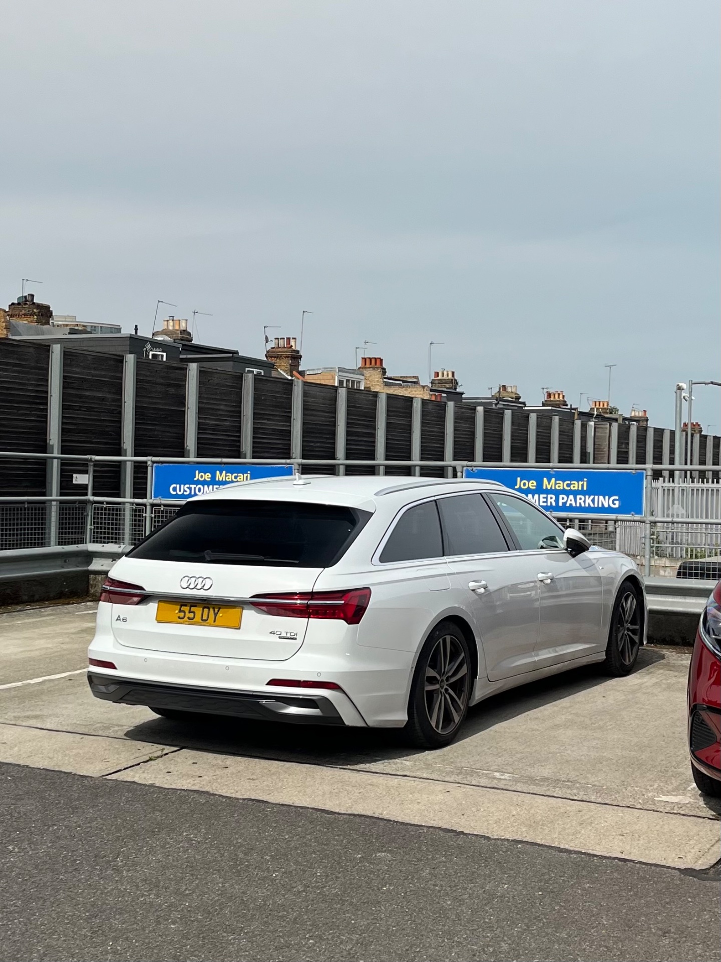 55 OY spotted on Mercedes-Benz V-Class