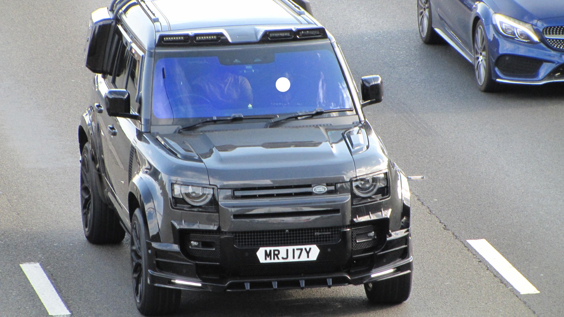 MRJ 17Y spotted on Land Rover