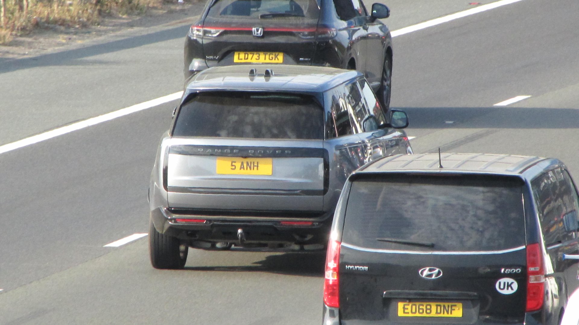 5 ANH spotted on Land Rover