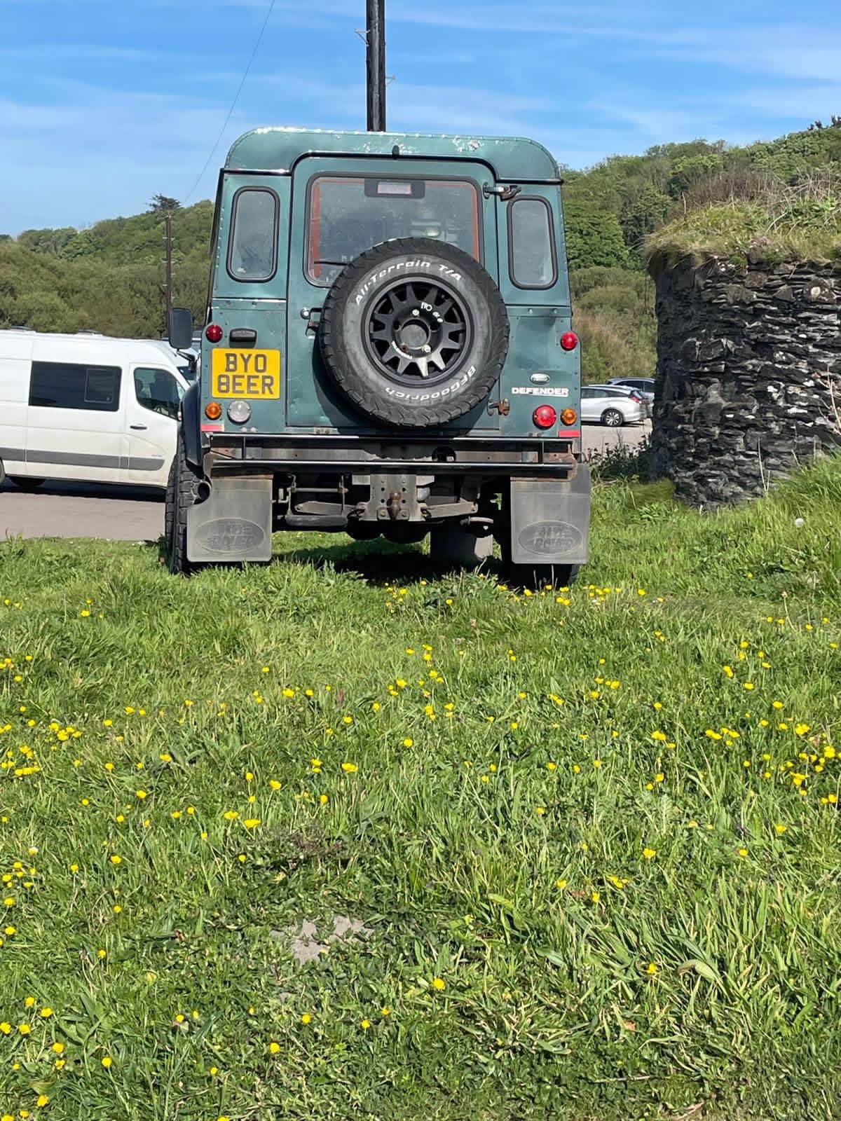BY08 EER spotted on Land Rover Defender