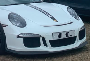 W111 HOL spotted on Porsche 911