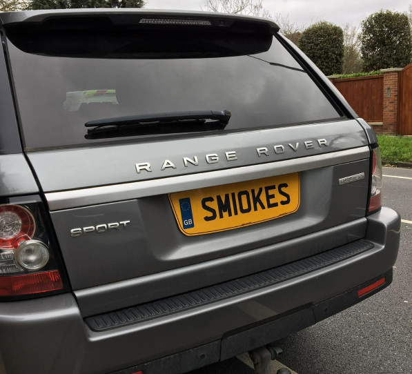 SM10 KES private number plate on a Land Rover