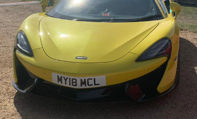 MY18 MCL private number plate on a McLaren