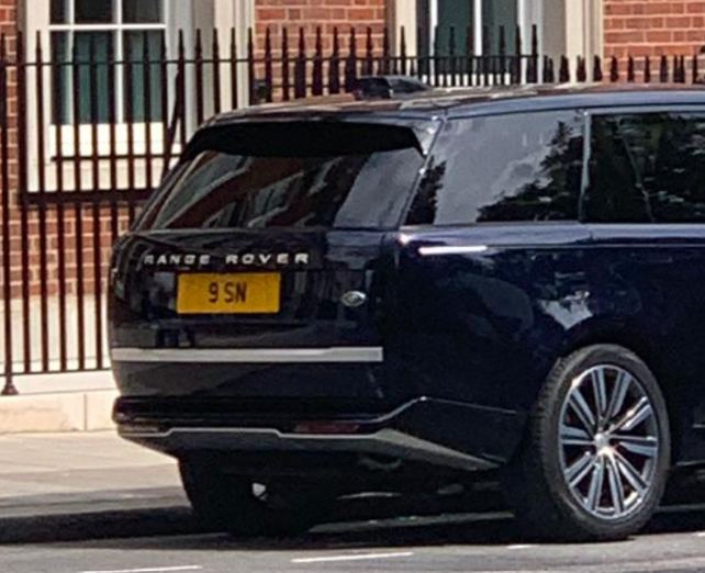 9 SN private number plate on a Land Rover Range Rover, spotted in London