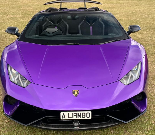 AL19 MBO private number plate on a Lamborghini Huracan