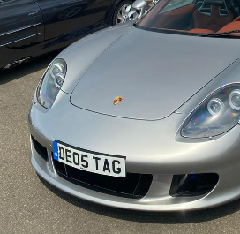 DE05 TAG spotted on Porsche Carrera GT
