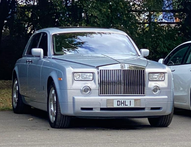 DHL 1 private number plate on a Rolls-Royce Phantom