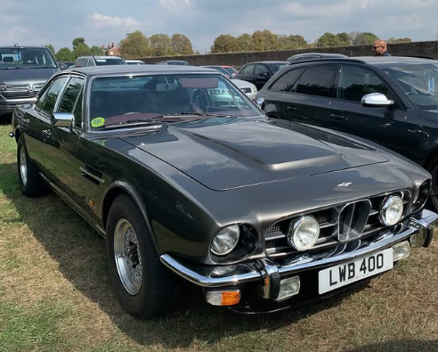 LWB 400 spotted on Aston Martin V8