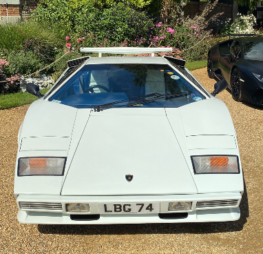 LBG 74 spotted on Lamborghini Countach
