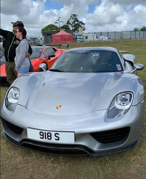 918 S spotted on Porsche 918 Spyder