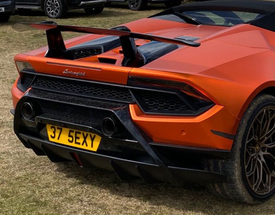 375 EXY spotted on Lamborghini Huracan Performante